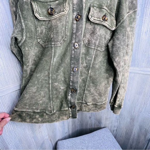Anthropology Pilcro Distressed Shacket - Picture 3 of 8